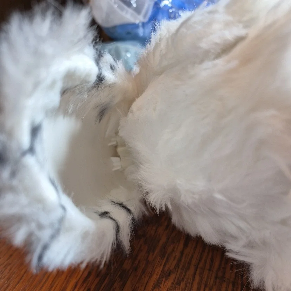 Universal Studios Harry Potter Hedwig Snowy Owl Shoulder Plush Sound & Movement